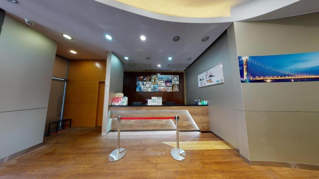 West Inn Hong Kong Bagian luar foto