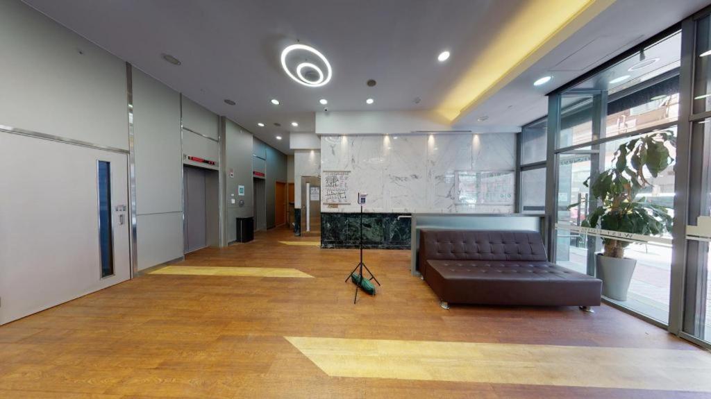 West Inn Hong Kong Bagian luar foto