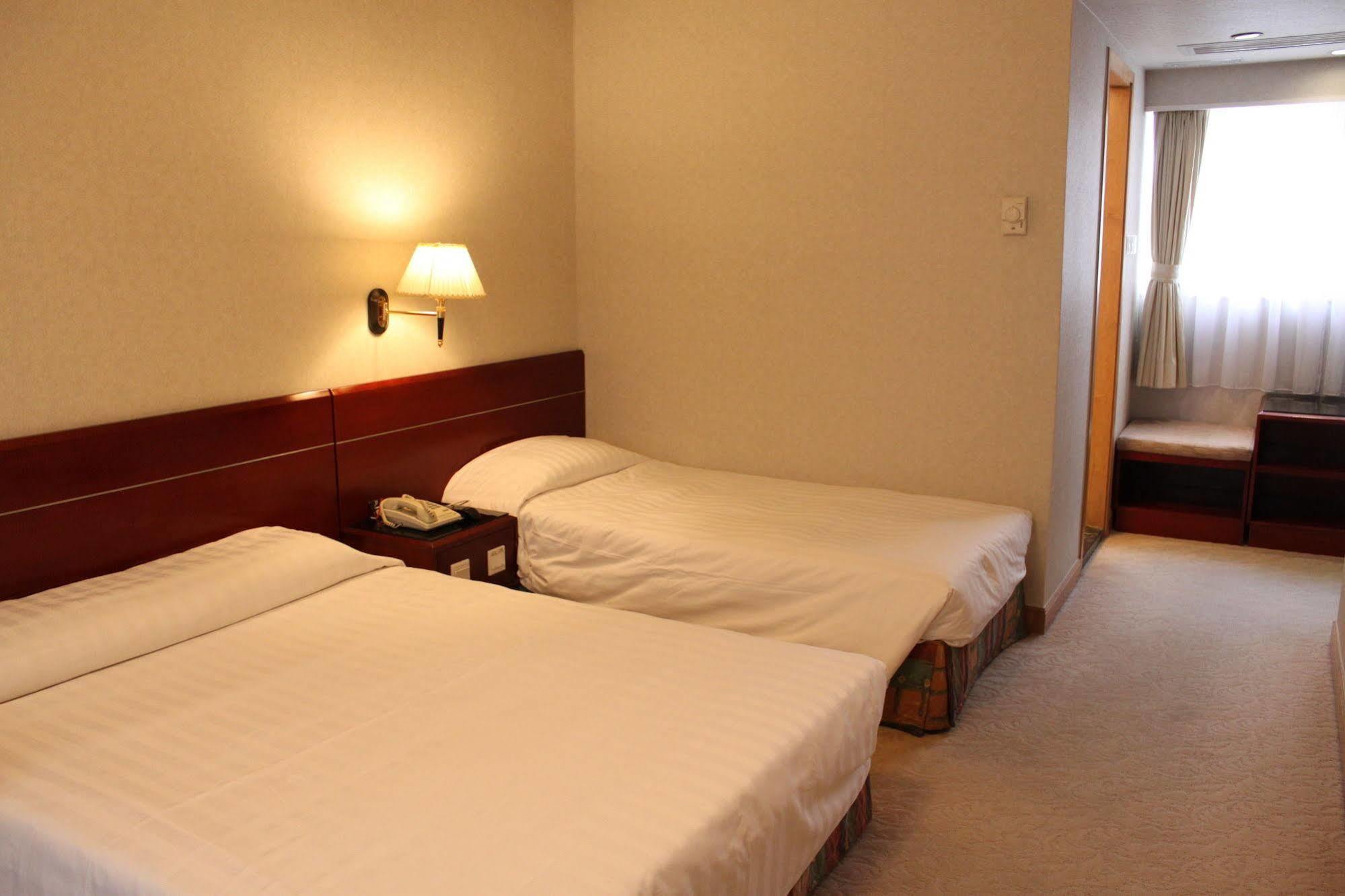 West Inn Hong Kong Bagian luar foto